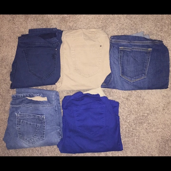 5 Medium Maternity Jeans/Pants