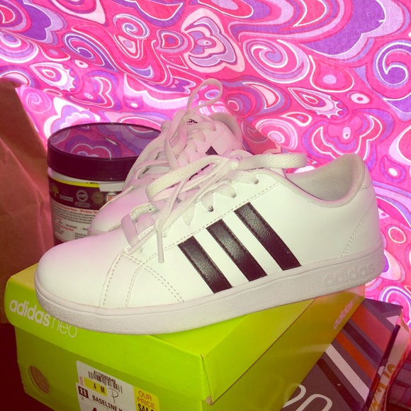 AdidasNEO - Picture 1 of 1