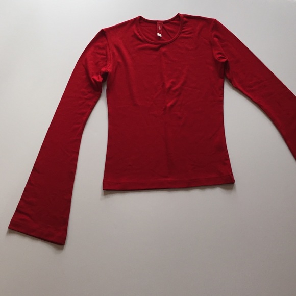 Redd Tops - NWT Redd Solid Red Bell Sleeved Top
