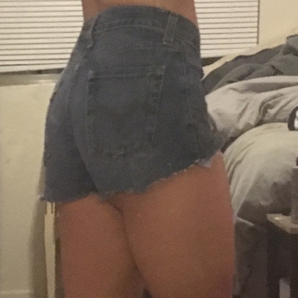 Levi shorts high waisted