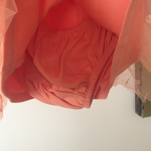 Gymboree Fall outfit 6-12 - Picture 2 of 4