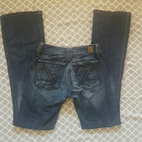 Guess Jeans Modele