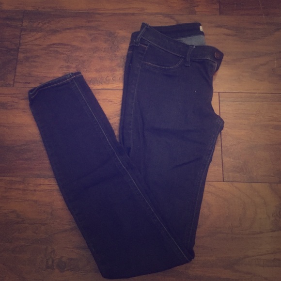 Hollister skinny jeans!