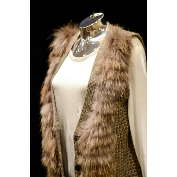 Sisters Knit Vest - Picture 1 of 4