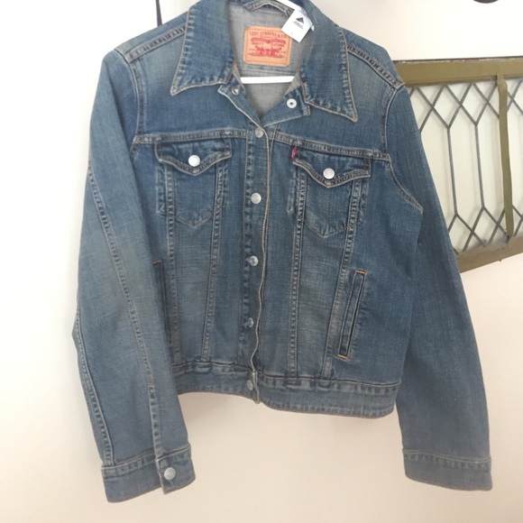 Like New Levi Strauss Denim Jacket - Picture 1 of 3