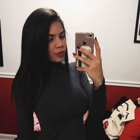 Meet your Posher, Jillian - Picture 1 of 1