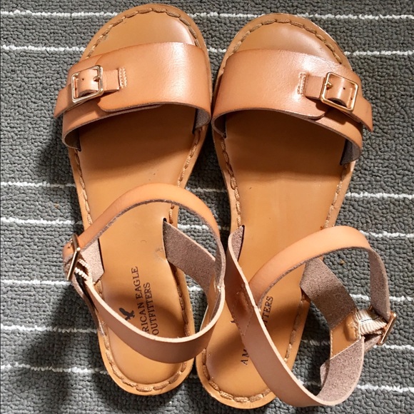 AMERICAN EAGLE SANDALS