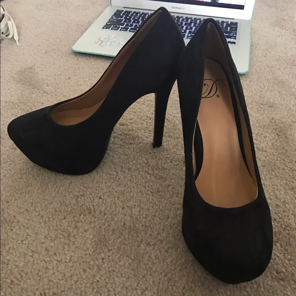 black pumps🖤