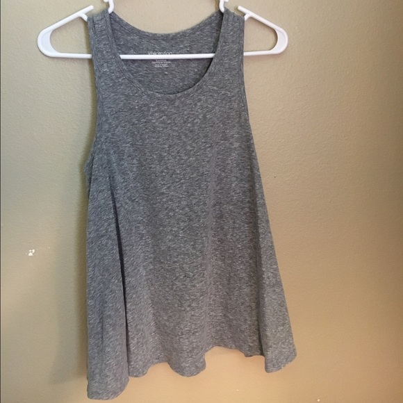 Heather grey tank top