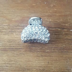 Henri Bendel Mini Broadway Clip