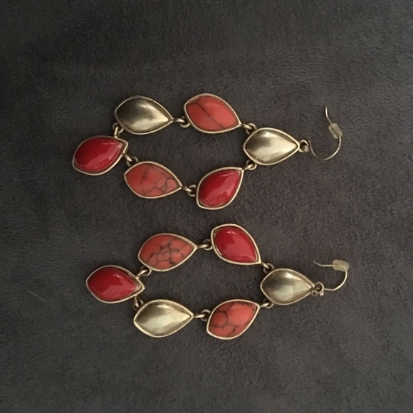 Dangle earrings!