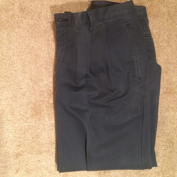 Gap dark grey pleated chinos
