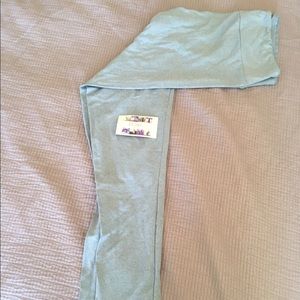 LuLaRoe Leggings Tall and Curvy New