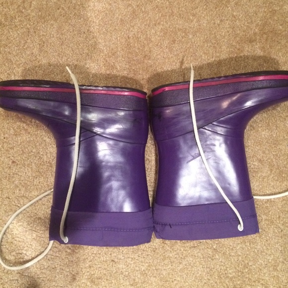 Girls boots