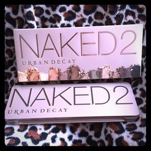 AUTHENTIC Urban Decay NAKED2 eyeshadow palette