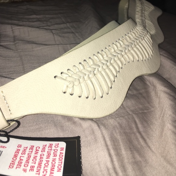 BCBG Belt