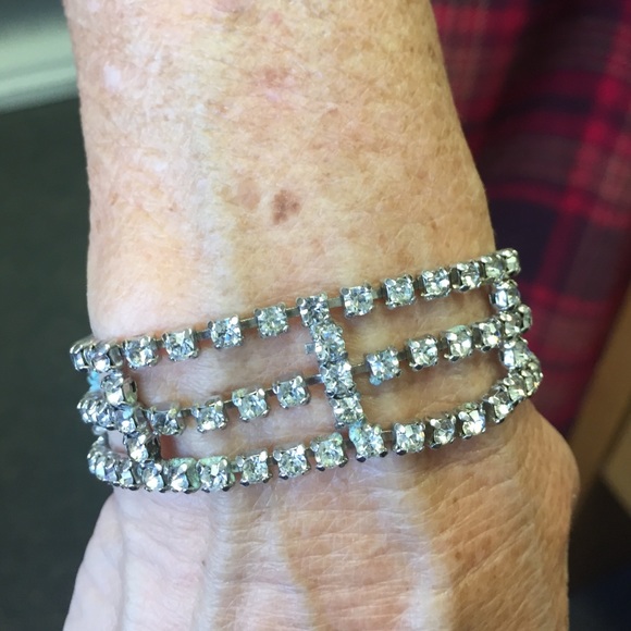 Vintage Jewelry - 🌟Vintage 1940s Rhinestone Bracelet.