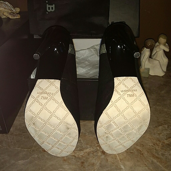 L. A. M. B Dora Peep Toe - Picture 3 of 4