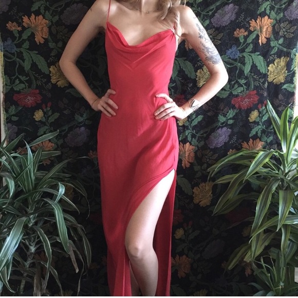 🌹 Gorgeous Red Maxi Dress 🌹