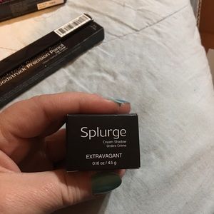 YOUNIQUE splurge eyeshadow