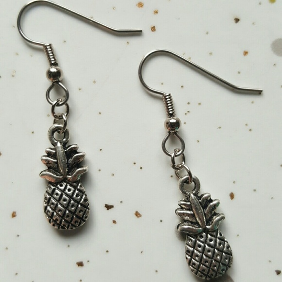 SOLD Pineapple Earrings - Picture 2 of 4