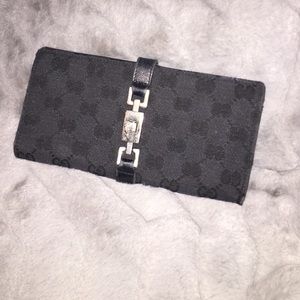 Authentic Gucci wallet