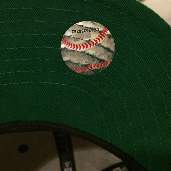 New Era Miami Marlins SnapBack - Picture 3 of 4