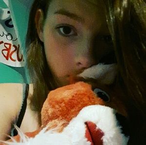 Meet your Posher, Noelle