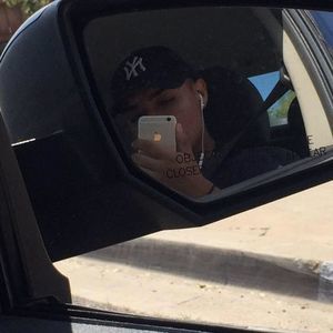 Meet your Posher, Julio