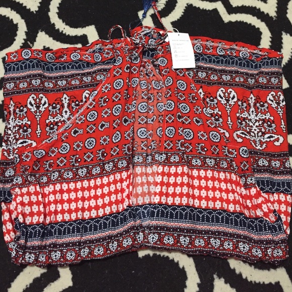 Cute romper! - Picture 2 of 2