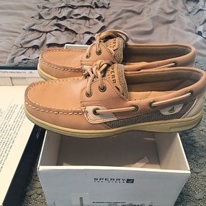Sperry Bluefish topsiders. 6.5