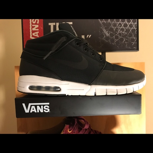 FINAL MARKDOWN Nike SB Mids