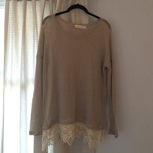 Light pullover sweater with lace embellishment