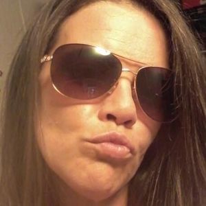 Meet your Posher, Nickie