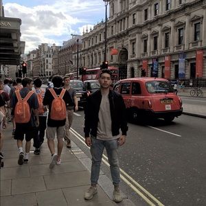 Meet your Posher, Benjamin