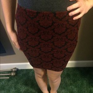 Patterned Pencil Skirt