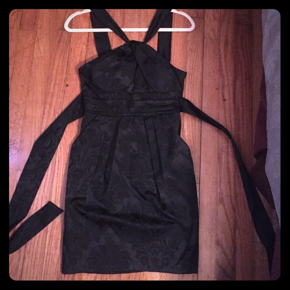 Cute black dress with floral detail