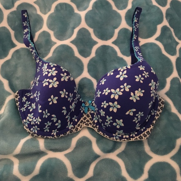 Victoria Secret lined demi bra.