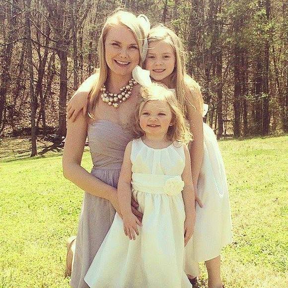 Meet your Posher, Lauren - Picture 1 of 1