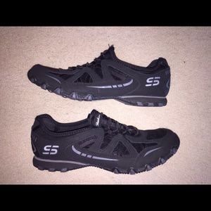 BRAND NEW Skechers Slip-on Sneakers, women's sz10