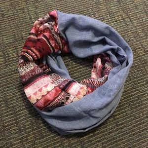 Infinity scarf