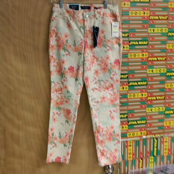 Charter  clubs - Picture 1 of 2