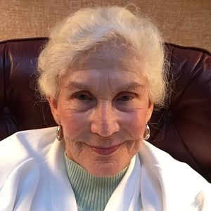 Meet your Posher, Elise