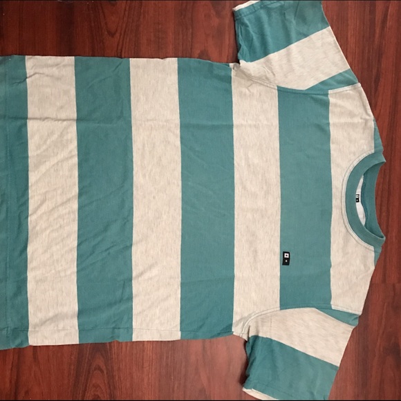 Fourstar Striped Collective Tee Size M.