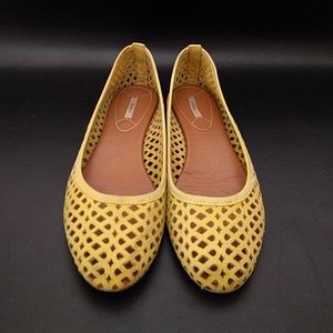 Zara yellow leather flats