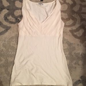 Express off white vneck top