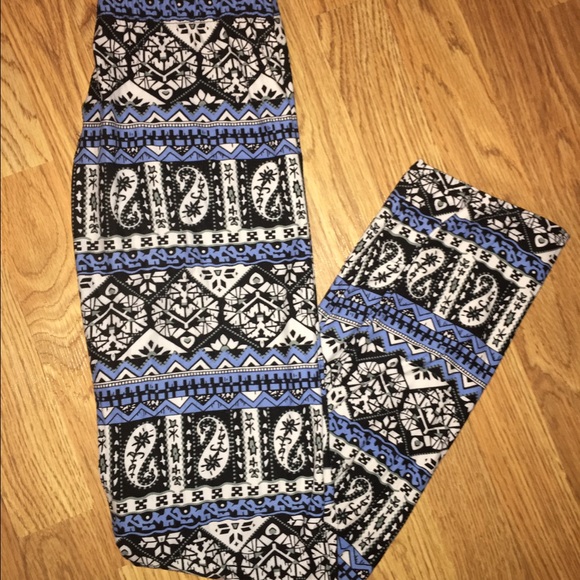 Agnes and Dora leggings