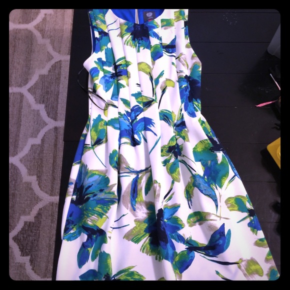 Vince Camuto Dress