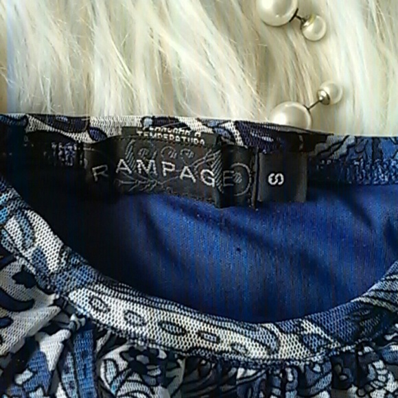 Rampage blue and white ruffled strappy top - Picture 2 of 3