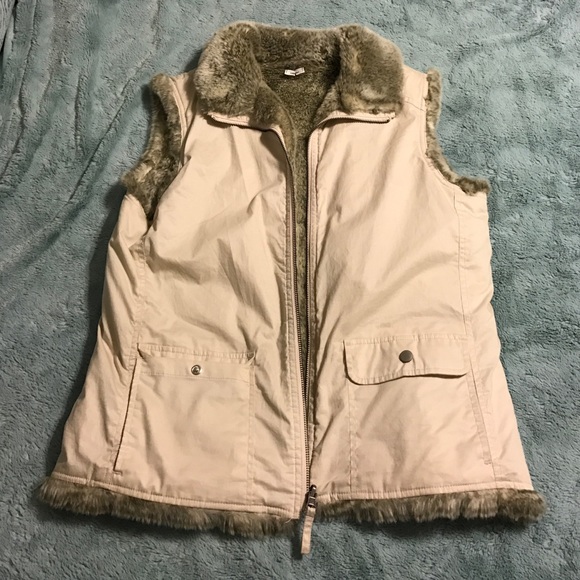 Old Navy fur-lined Vest
